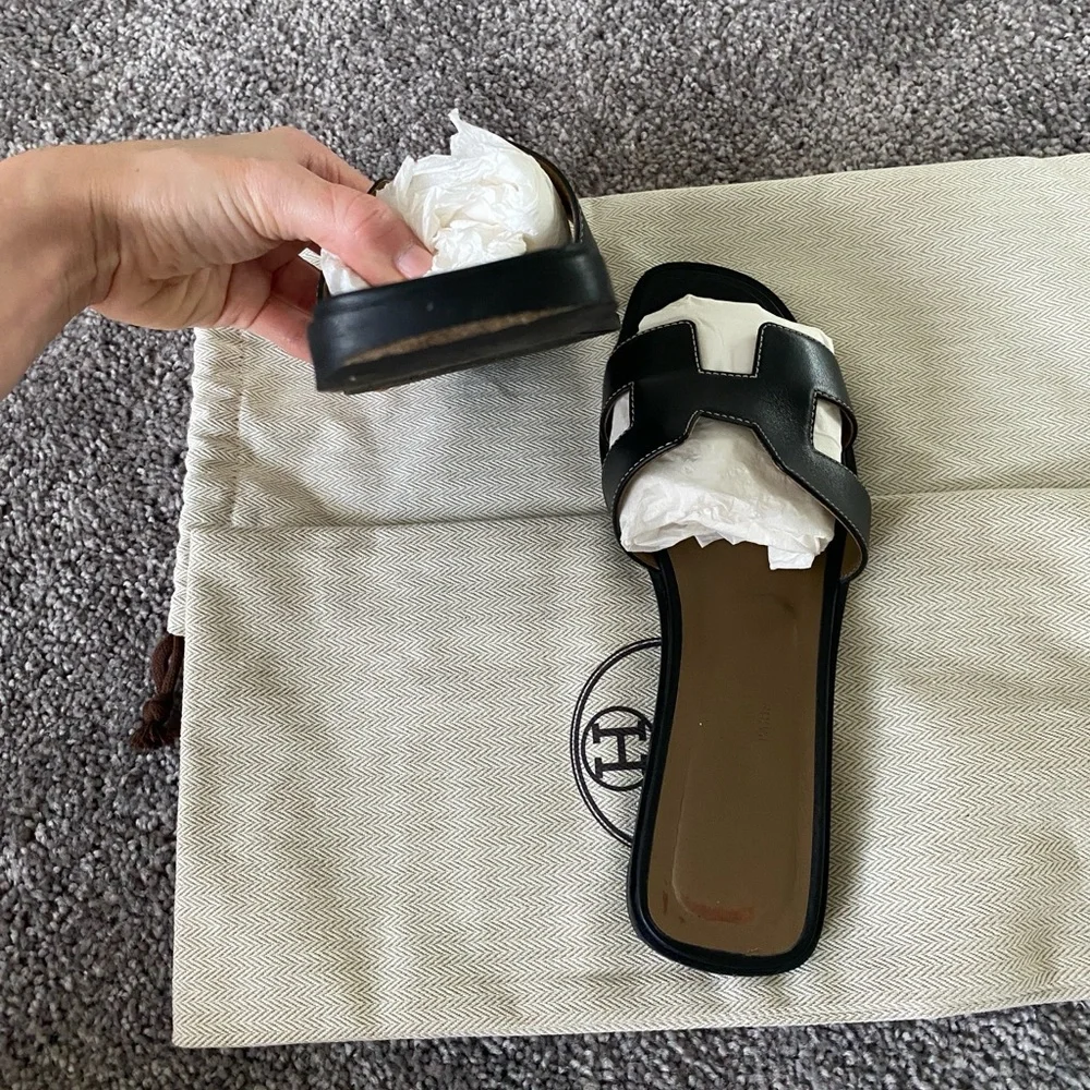 Hermes Black Oran Sandals size 37 - Picture 10 of 13